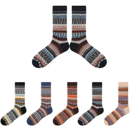 Șosete tricotate de dimensiuni la modă