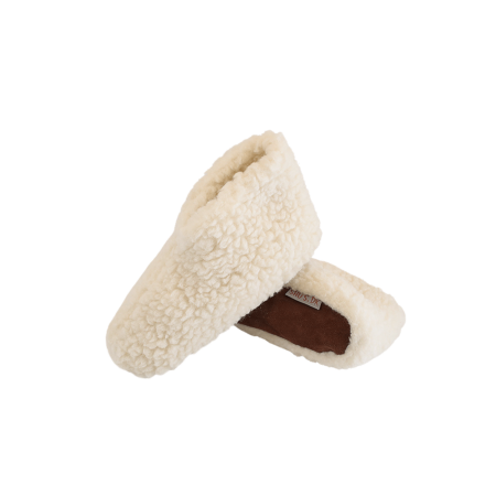 Papuci de lână pufoasă realizate manual cu talpă din piele de căprioară/Design danez de la SHUS/Culoare:Alb
