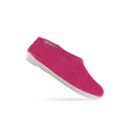 Papuci din lână realizate manual cu talpă din piele de căprioară /Design danez de la SHUS/Culoare: Roz